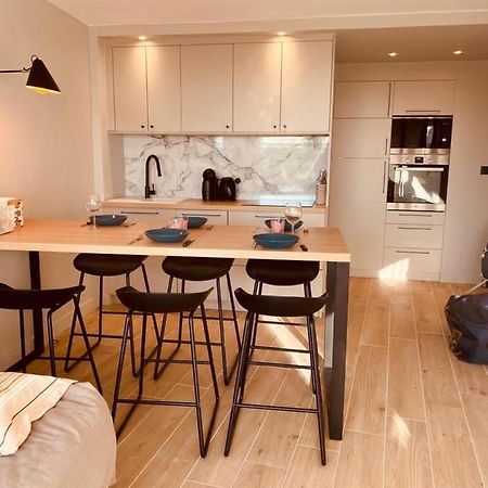 Le Cali, P2 Cabine Dans Une Residence Avec Piscine, Vue Mer Et Parking Prive Λα Γκραντ-Μοτ Εξωτερικό φωτογραφία