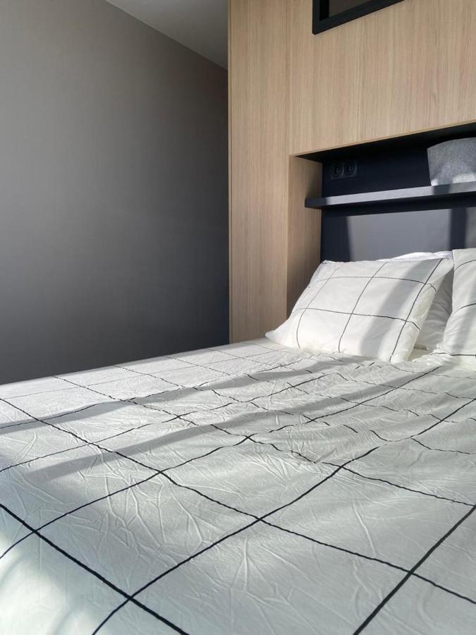 Le Cali, P2 Cabine Dans Une Residence Avec Piscine, Vue Mer Et Parking Prive Λα Γκραντ-Μοτ Εξωτερικό φωτογραφία